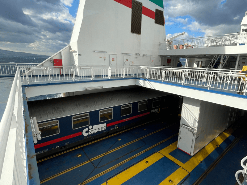 Vier Züge und eine Fähre: Von Frankfurt nach&nbsp;Palermo