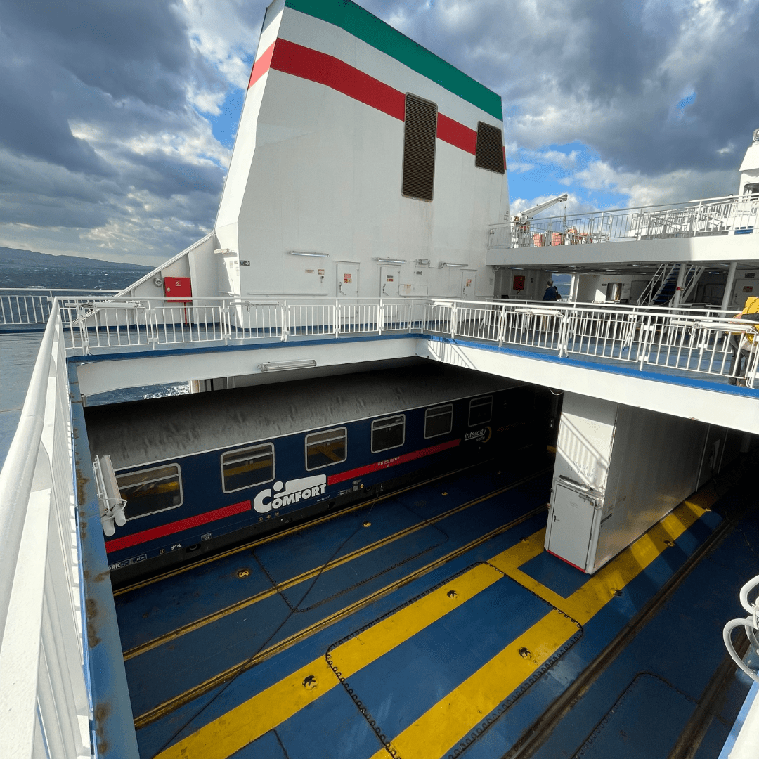 Vier Züge und eine Fähre: Von Frankfurt nach&nbsp;Palermo